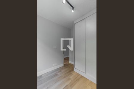 Quarto 1 de apartamento para alugar com 2 quartos, 65m² em Laranjeiras, Rio de Janeiro