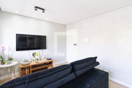 Apartamento para alugar com 65m², 2 quartos e 1 vagaSala