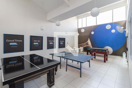 Apartamento à venda com 65m², 2 quartos e 1 vaga Apartamento à venda com 65m², 2 quartos e 1 vagaÁrea comum - Salão de jogos