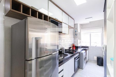 Apartamento à venda com 65m², 2 quartos e 1 vaga Apartamento à venda com 65m², 2 quartos e 1 vagaCozinha e área de serviço