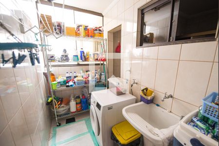 Apartamento para alugar com 100m², 3 quartos e 2 vagas Apartamento para alugar com 100m², 3 quartos e 2 vagasÁrea de Serviço