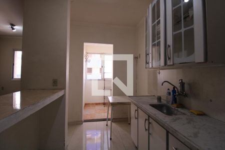 Cozinha de apartamento para alugar com 1 quarto, 47m² em Centro, Campinas