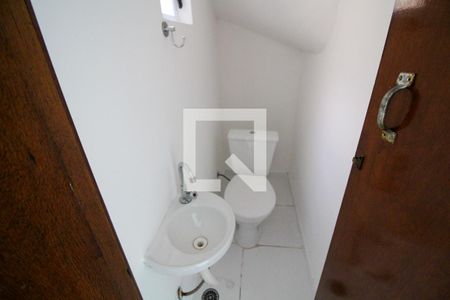 Lavabo de casa de condomínio para alugar com 2 quartos, 120m² em Penha de França, São Paulo