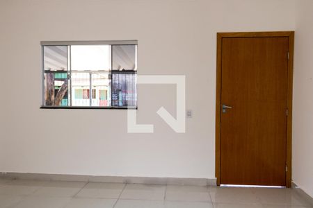 Sala  de casa para alugar com 3 quartos, 87m² em Vila Alvorada, Goiânia