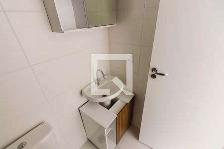 Banheiro da Suíte de apartamento para alugar com 1 quarto, 37m² em Água Branca, São Paulo