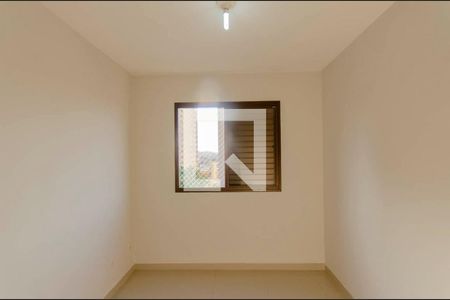 Quarto 1 de apartamento à venda com 3 quartos, 56m² em Vila Araguaia, São Paulo