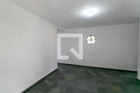 Sala de casa para alugar com 2 quartos, 200m² em Tupi, Belo Horizonte