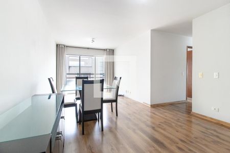 Sala de apartamento para alugar com 3 quartos, 85m² em Água Verde, Curitiba