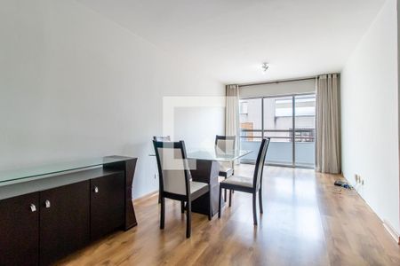 Sala de apartamento para alugar com 3 quartos, 85m² em Água Verde, Curitiba