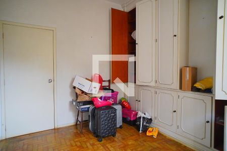 Sala de casa à venda com 5 quartos, 370m² em Três Figueiras, Porto Alegre