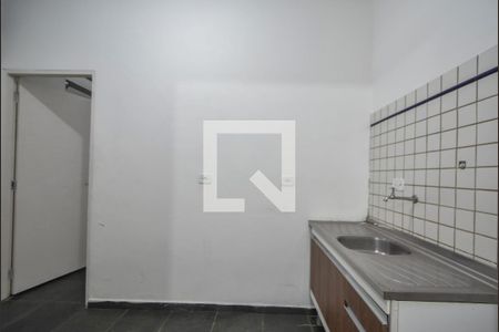 Sala / Cozinha  de apartamento para alugar com 1 quarto, 28m² em Parque Maria Helena, São Paulo