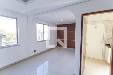 Sala de apartamento para alugar com 3 quartos, 70m² em União, Belo Horizonte