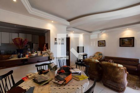 Sala de casa para alugar com 3 quartos, 210m² em Vila Mesquita, São Paulo