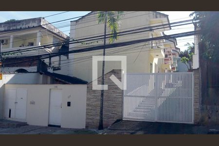 Fachada de casa de condomínio à venda com 3 quartos, 100m² em Pechincha, Rio de Janeiro