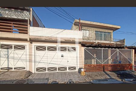 Fachada de casa para alugar com 2 quartos, 80m² em Vila Yolanda, Osasco