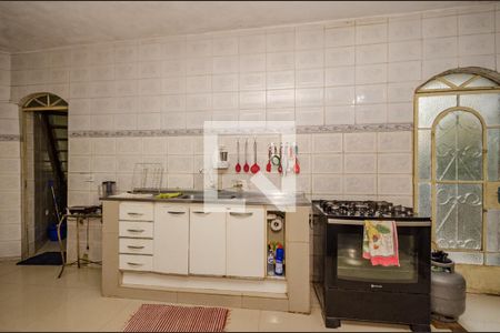 Casa à venda com 180m², 4 quartos e 2 vagas Casa à venda com 180m², 4 quartos e 2 vagasCozinha