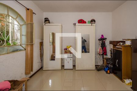 Casa à venda com 180m², 4 quartos e 2 vagas Casa à venda com 180m², 4 quartos e 2 vagasquarto 2