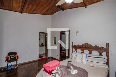 Casa à venda com 180m², 4 quartos e 2 vagas Casa à venda com 180m², 4 quartos e 2 vagasSuíte