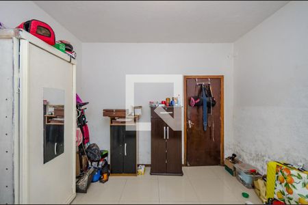 Casa à venda com 180m², 4 quartos e 2 vagas Casa à venda com 180m², 4 quartos e 2 vagasquarto 2