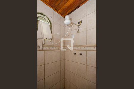 Casa à venda com 180m², 4 quartos e 2 vagas Casa à venda com 180m², 4 quartos e 2 vagasBanheiro da Suíte