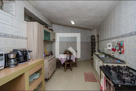 Casa à venda com 180m², 4 quartos e 2 vagas Casa à venda com 180m², 4 quartos e 2 vagasCozinha