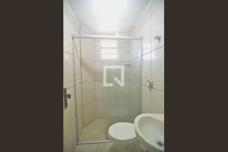 Banheiro de kitnet/studio para alugar com 1 quarto, 30m² em São Luis, Canoas