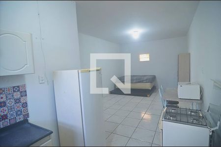 Cozinha de kitnet/studio para alugar com 1 quarto, 30m² em São Luís, Canoas