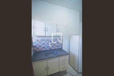 Cozinha de kitnet/studio para alugar com 1 quarto, 30m² em São Luís, Canoas