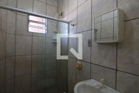 Banheiro  de kitnet/studio para alugar com 1 quarto, 40m² em São José, Canoas