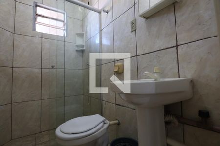 Banheiro  de kitnet/studio para alugar com 1 quarto, 40m² em São José, Canoas