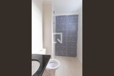 Banheiro de apartamento para alugar com 2 quartos, 50m² em Cidade Patriarca, São Paulo