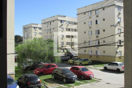 Vista da janela da Sala de apartamento para alugar com 2 quartos, 52m² em Inhoaíba, Rio de Janeiro