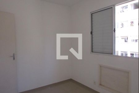 Quarto 1 de apartamento para alugar com 2 quartos, 52m² em Inhoaíba, Rio de Janeiro