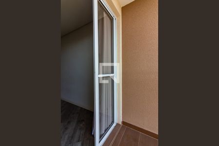 Varanda  de apartamento à venda com 2 quartos, 52m² em Padroeira, Osasco