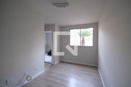 Sala de apartamento para alugar com 1 quarto, 39m² em Santa Quiteria, Curitiba