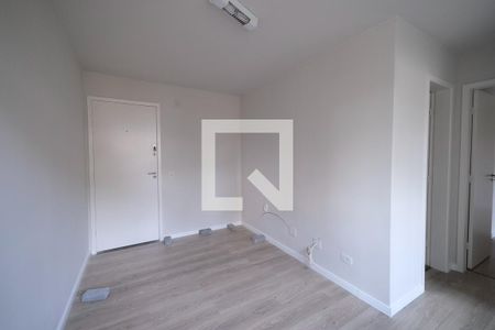 Sala de apartamento para alugar com 1 quarto, 39m² em Santa Quiteria, Curitiba