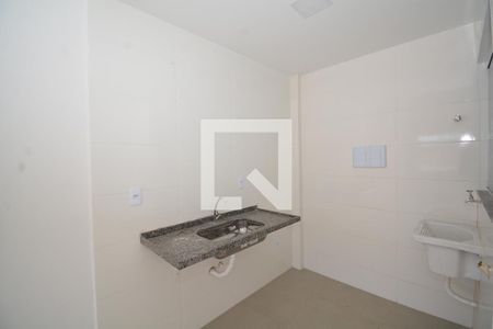 Sala/Cozinha e Área de Serviço de apartamento para alugar com 2 quartos, 50m² em Campinho, Rio de Janeiro