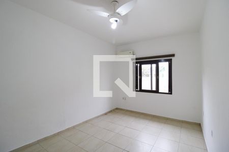 Quarto de casa de condomínio para alugar com 1 quarto, 90m² em Harmonia, Canoas