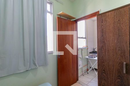 Quarto de kitnet/studio para alugar com 1 quarto, 4m² em Padre Eustáquio, Belo Horizonte