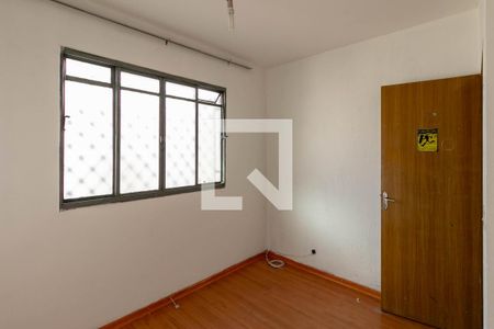 Quarto 2 de apartamento para alugar com 3 quartos, 55m² em Salgado Filho, Belo Horizonte