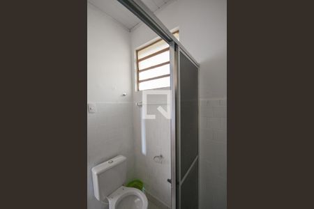 Banheiro de apartamento para alugar com 1 quarto, 36m² em Vila Guarani (z Sul), São Paulo