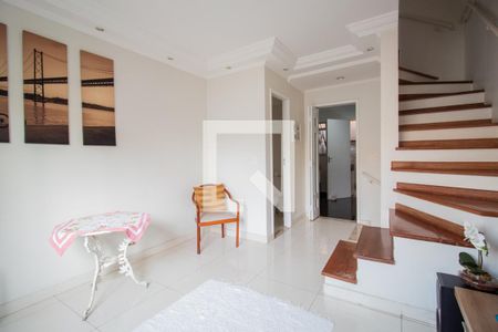 Sala de casa de condomínio para alugar com 2 quartos, 77m² em Campo Limpo, São Paulo