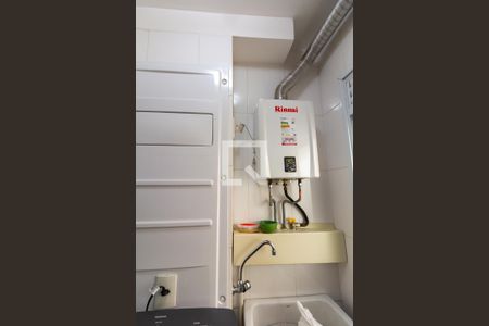 Apartamento à venda com 77m², 3 quartos e 2 vagas Apartamento à venda com 77m², 3 quartos e 2 vagasÁrea de Serviço
