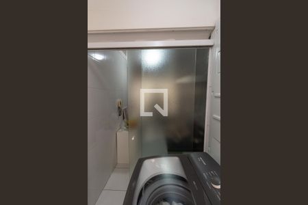 Apartamento à venda com 77m², 3 quartos e 2 vagas Apartamento à venda com 77m², 3 quartos e 2 vagasÁrea de Serviço