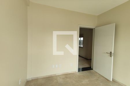 Quarto 1 de apartamento à venda com 2 quartos, 61m² em Scharlau, São Leopoldo