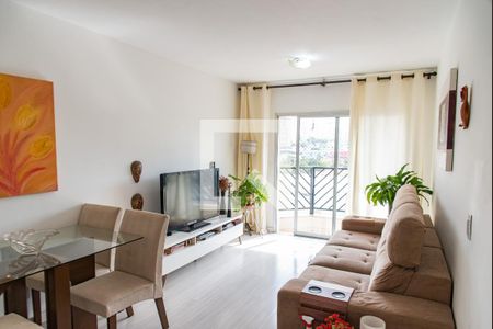 Sala de apartamento à venda com 3 quartos, 70m² em Vila Santo Estefano, São Paulo