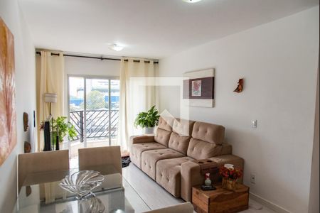 Sala de apartamento à venda com 3 quartos, 70m² em Vila Santo Estefano, São Paulo