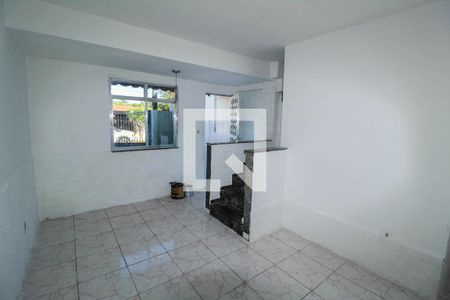 Sala de casa para alugar com 2 quartos, 80m² em Bar Cavalheiros, Duque de Caxias