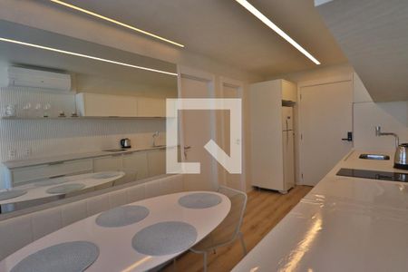 Sala/Cozinha de apartamento para alugar com 1 quarto, 42m² em Cerqueira César, São Paulo