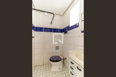 Banheiro de kitnet/studio para alugar com 1 quarto, 35m² em Centro Histórico de São Paulo, São Paulo